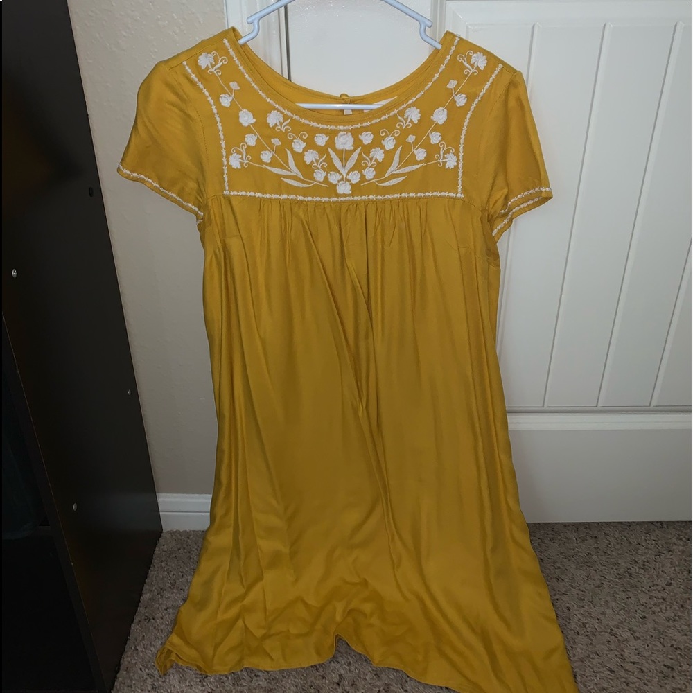 Yellow dress